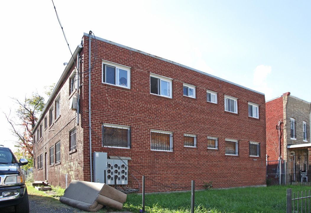 1822 Providence St NE in Washington, DC - Foto de edificio