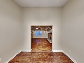 4845 Chasestone Ct in Powder Springs, GA - Foto de edificio - Building Photo