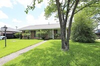 938 Greatwood Dr photo'