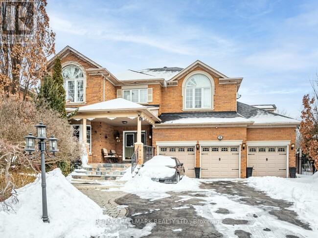 5 Legacy Dr in Markham, ON - Building Photo - Building Photo