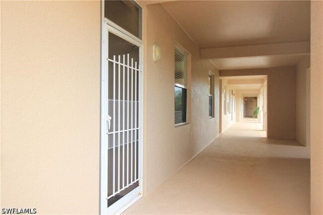 2700 Cypress Trace Cir in Naples, FL - Building Photo - Building Photo