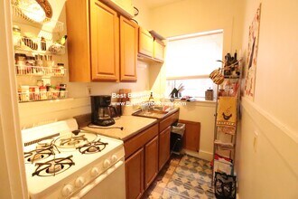 163 Summer St, Unit 36 in Somerville, MA - Building Photo - Building Photo