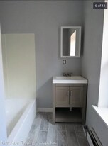 5046 Hazel Ave in Philadelphia, PA - Building Photo