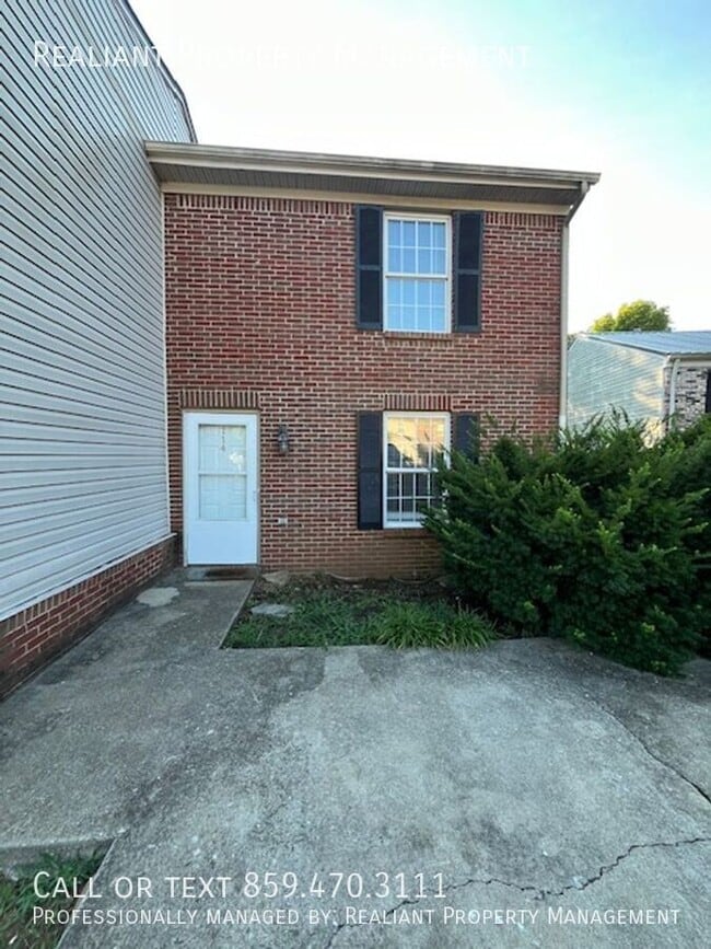 114 Floyd Ct