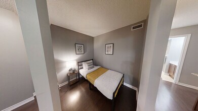 763 Bay St. in Toronto, ON - Building Photo - Building Photo