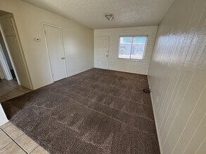 7122 W Coolidge St in Phoenix, AZ - Building Photo - Building Photo