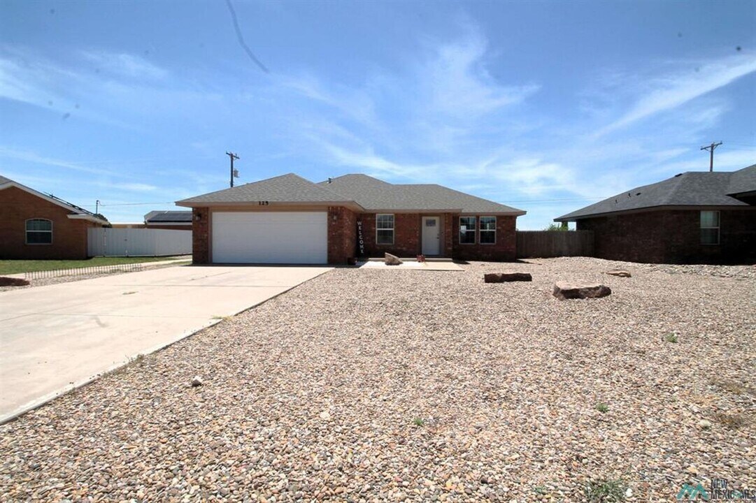 125 Sombrero Rd in Clovis, NM - Building Photo