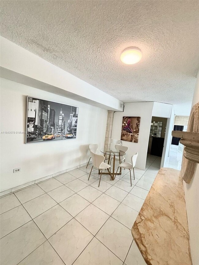 property at 905 Brickell Bay Dr