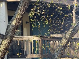 8202 Cedar Glen Dr in Charlotte, NC - Building Photo