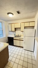 1427 Commonwealth Ave in Boston, MA - Building Photo - Building Photo