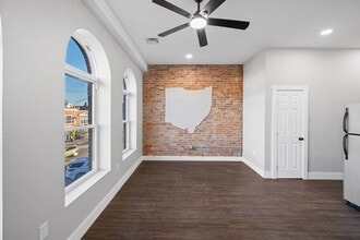 214 S Main St in Bellefontaine, OH - Building Photo - Building Photo