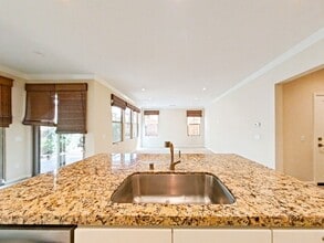 133 Tidal Line in Irvine, CA - Building Photo - Building Photo
