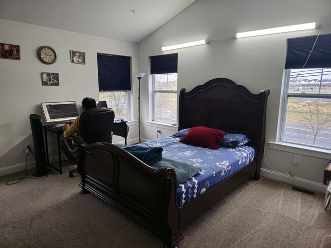 property at 100 Everleigh Dr