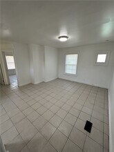 301 Weaver St in Rochester, NY - Building Photo - Building Photo