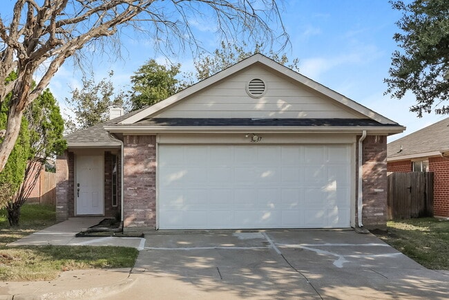 property at 3037 San Martin Dr