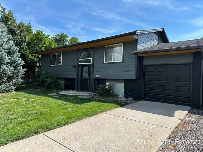 property at 6030 Hoyt St