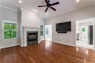 32 Latshaw Dr in Bella Vista, AR - Building Photo - Building Photo