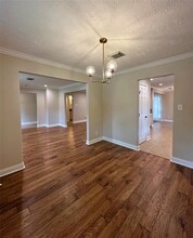 1906 Mapleton Dr in Houston, TX - Foto de edificio - Building Photo