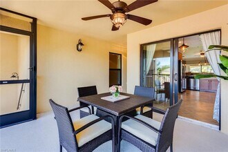 9836 Venezia Cir, Unit 922 in Naples, FL - Building Photo - Building Photo