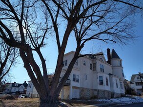 2202 Mulberry St, Unit 2204 Mulberry St in St. Joseph, MO - Building Photo - Building Photo
