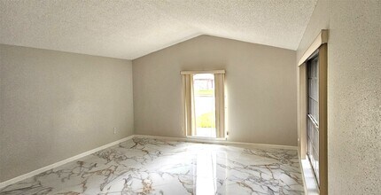 1602 Luella Ave in Deer Park, TX - Building Photo - Building Photo