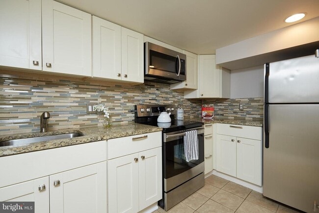 3707 Perry St, Unit Garden apartment