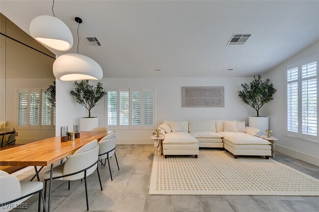 property at 1785 Bridlegate Ave