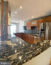 8 E Darby Ct in Gaithersburg, MD - Building Photo - Building Photo