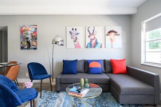 1020 N Victoria Park Rd in Fort Lauderdale, FL - Building Photo - Building Photo