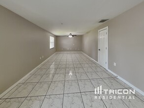 7116 Green Needle Dr in Winter Park, FL - Building Photo - Building Photo