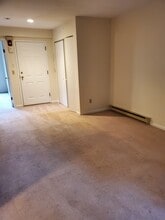 8 Oakwood Ave, Unit A 13 in Norwalk, CT - Building Photo - Building Photo