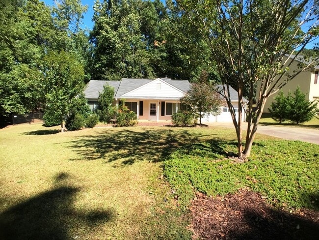 property at 1497 Chaseway Cir