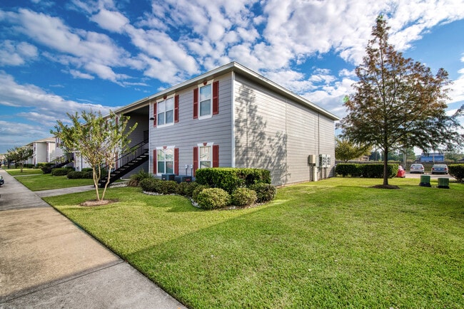 Cypress Bend Apartments