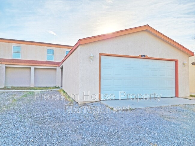 1991 Sycamore Ave in Pahrump, NV - Building Photo - Building Photo