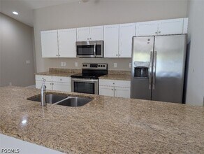 4405 SW 8th Ct in Cape Coral, FL - Building Photo - Building Photo