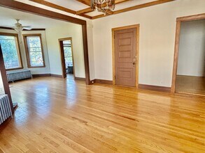 3741 W Wrightwood Ave in Chicago, IL - Foto de edificio - Building Photo