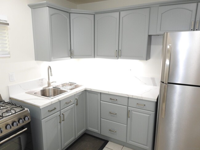 property at 2966 E St