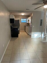 1518 Arizona St in Tallahassee, FL - Building Photo - Building Photo