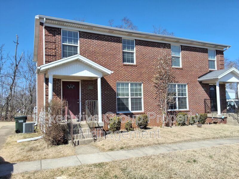 101 Adena Loop in Radcliff, KY - Building Photo