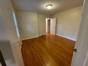 4875 Tobaccoville Rd in Tobaccoville, NC - Building Photo - Building Photo