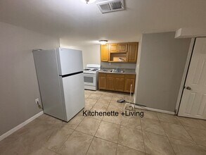 108-16 175th St in Queens, NY - Building Photo - Building Photo