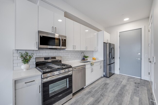 3443 John F. Kennedy Blvd in Jersey City, NJ - Building Photo - Building Photo