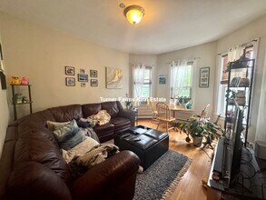 19 Speridakis Ter in Cambridge, MA - Building Photo - Building Photo
