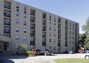 St. John Berchmans Manor in New Orleans, LA - Building Photo - Building Photo