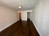 167 E 63rd St, Unit 2 in New York, NY - Building Photo - Building Photo