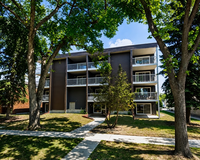 property at 10837-10117 117 St NW