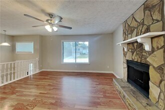 1860 Lamplighter Way in Snellville, GA - Building Photo - Building Photo