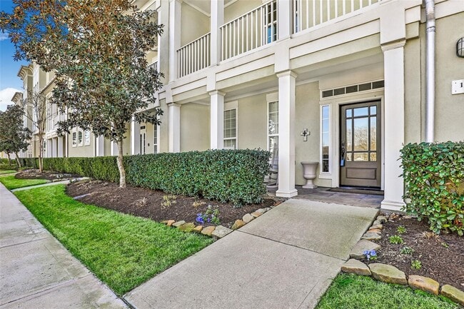 135 Low Country Ln in The Woodlands, TX - Building Photo - Building Photo