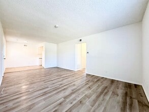 627 N Citrus Ave in Vista, CA - Building Photo - Building Photo