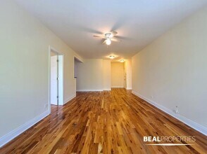 630.5 W Cornelia Ave in Chicago, IL - Building Photo - Building Photo